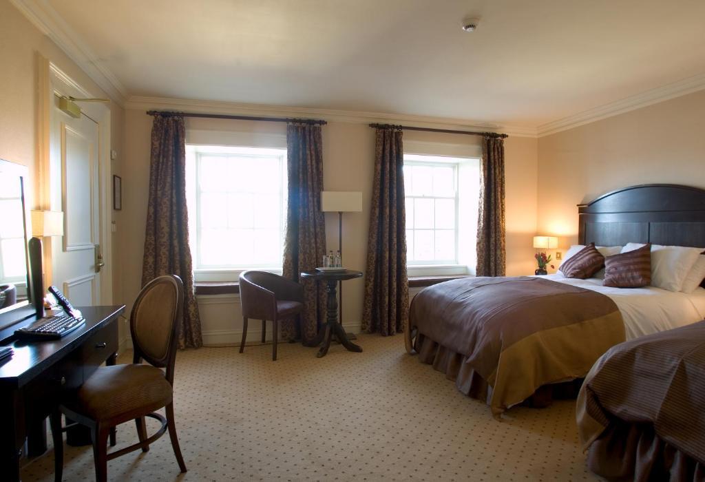 Baileys Hotel Cashel Cashel  Eksteriør billede